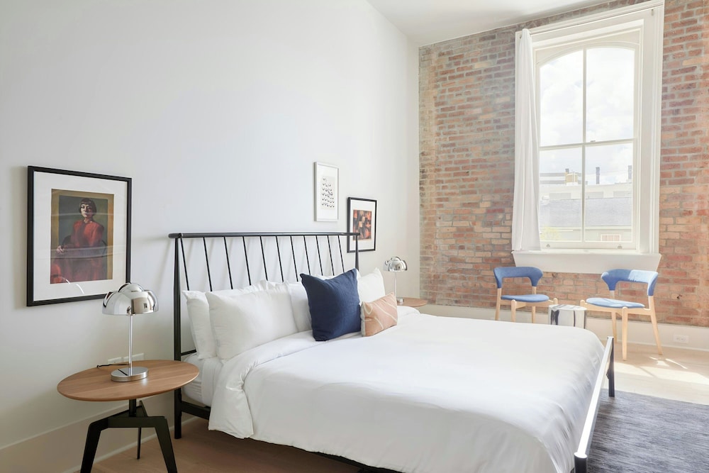 Sonder - Gravier Place 12/44