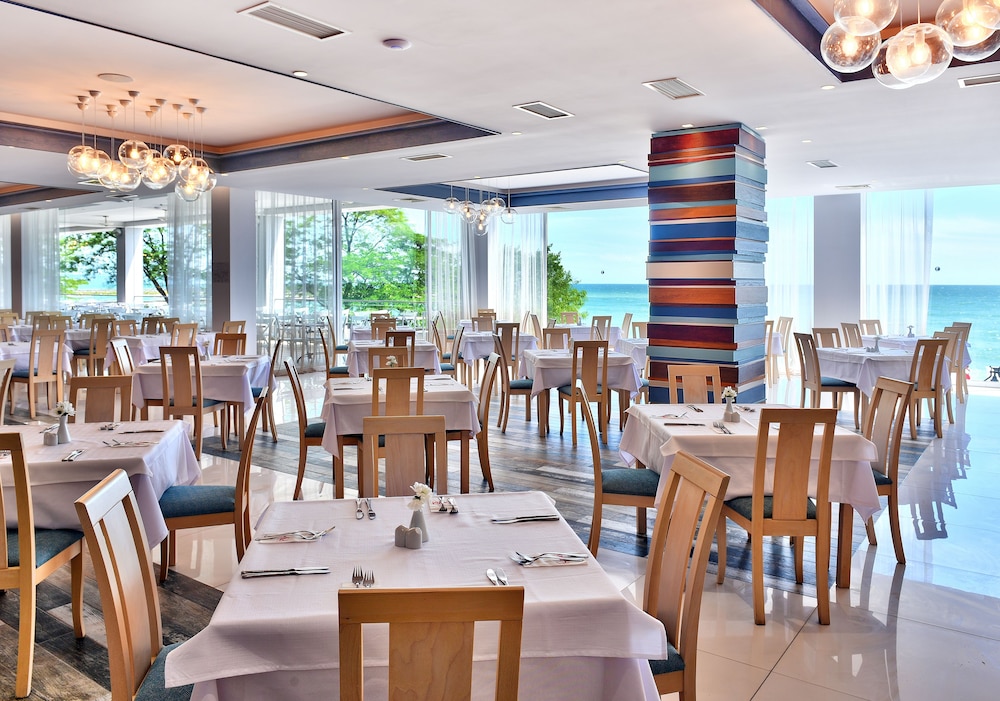 Grifid Encanto Beach Ultra All Inclusive 32/49