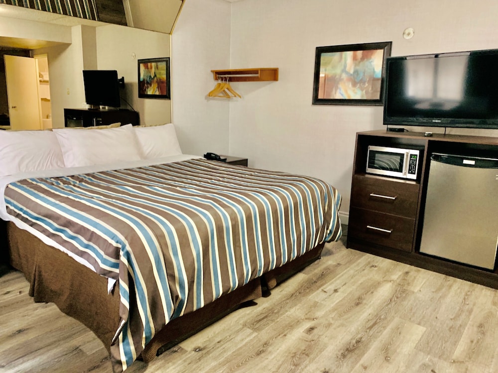 Deluxe Inn 22/70