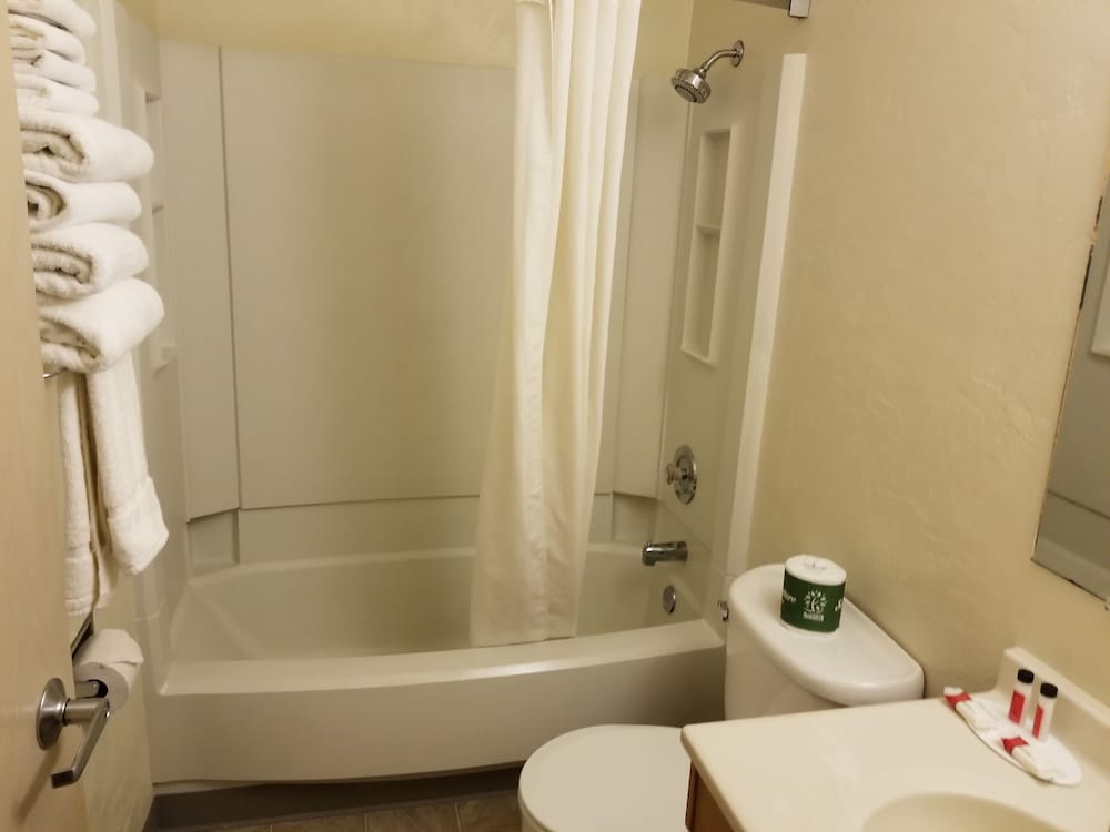 Super 8 By Wyndham Ketchikan 9/52