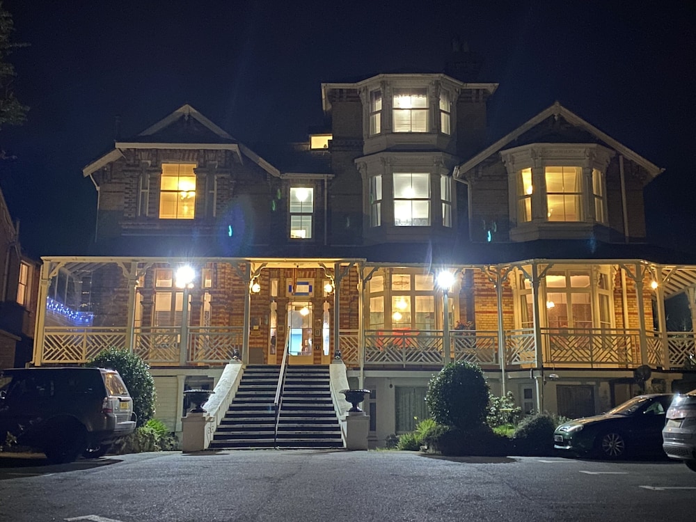 The Belmont - B&amp;B 1/49