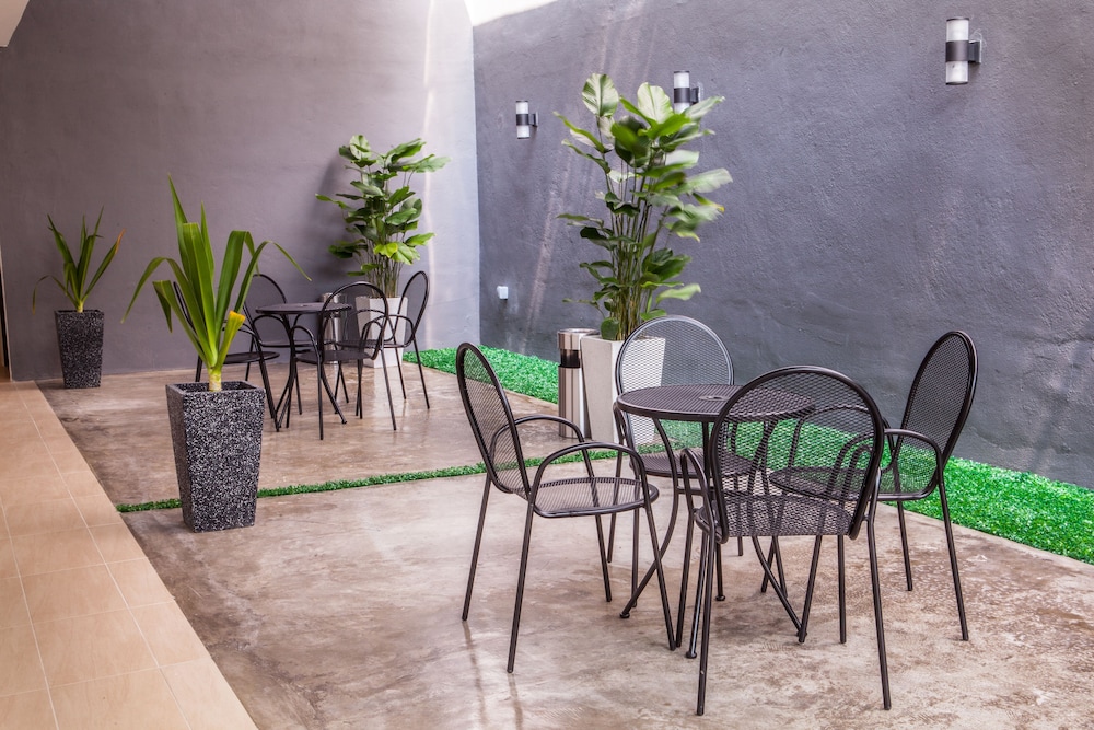 Hotel Mezzo 53/63