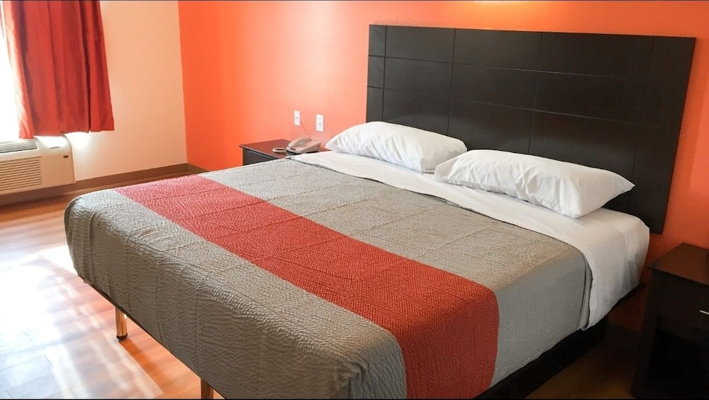 Motel6 Peoria, IL 39/66