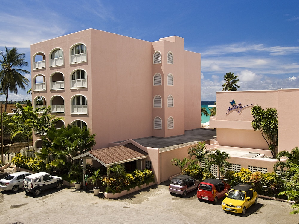 Butterfly Beach Hotel 59/75