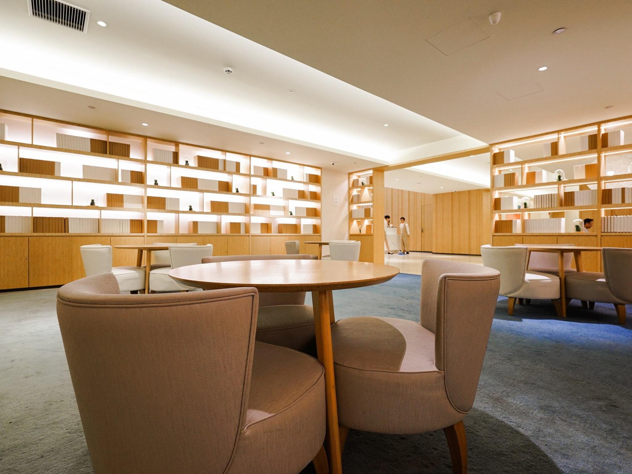Ji Hotel (Guangzhou Tianhe East Railway Station) 33/50
