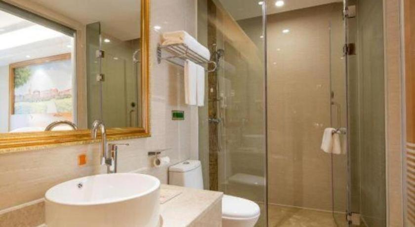 Vienna Hotel (Guangzhou Airport Road Huangshi) 57/60