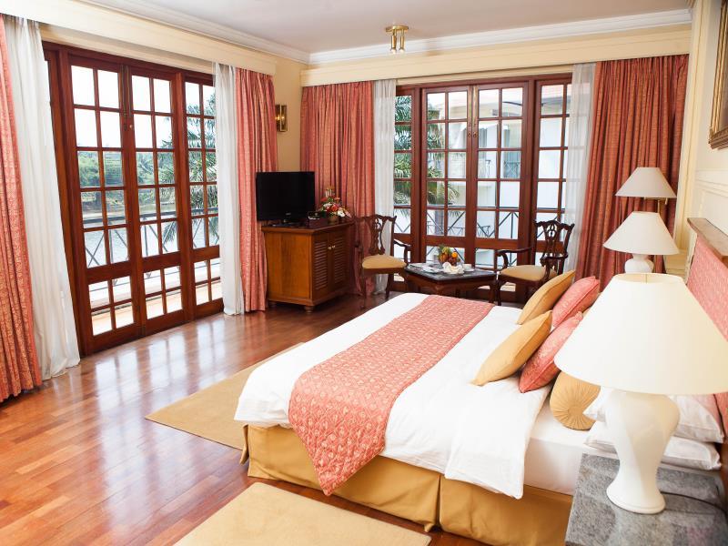TWIN/DOUBLE ROOM DELUXE