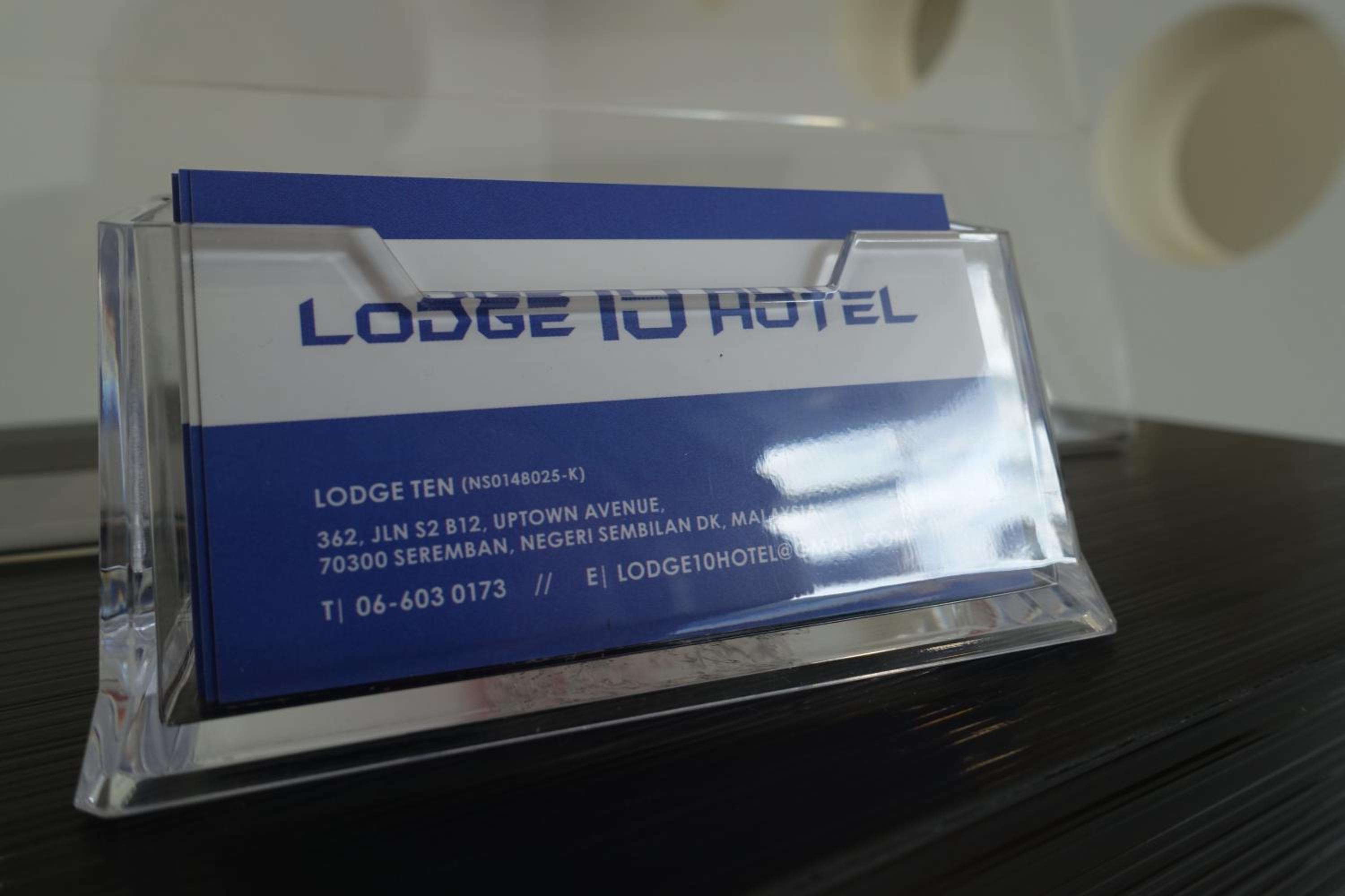 Lodge 10 Hotel 16/26