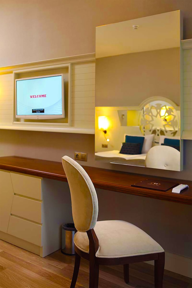 Diamond Elite Hotel and Spa - Adults Only 16 Plus 43/50