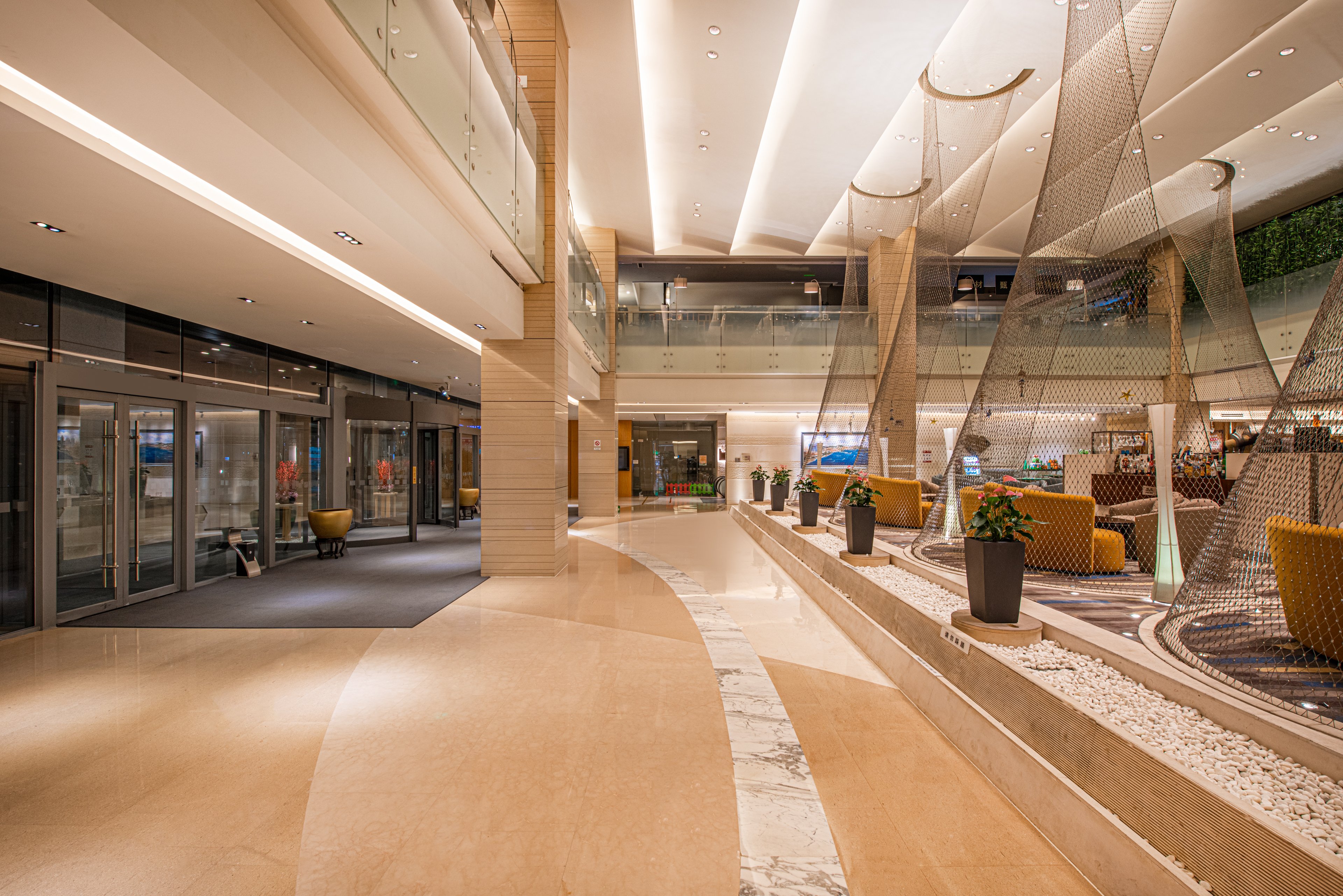 Holiday Inn Qingdao City Centre 10/50