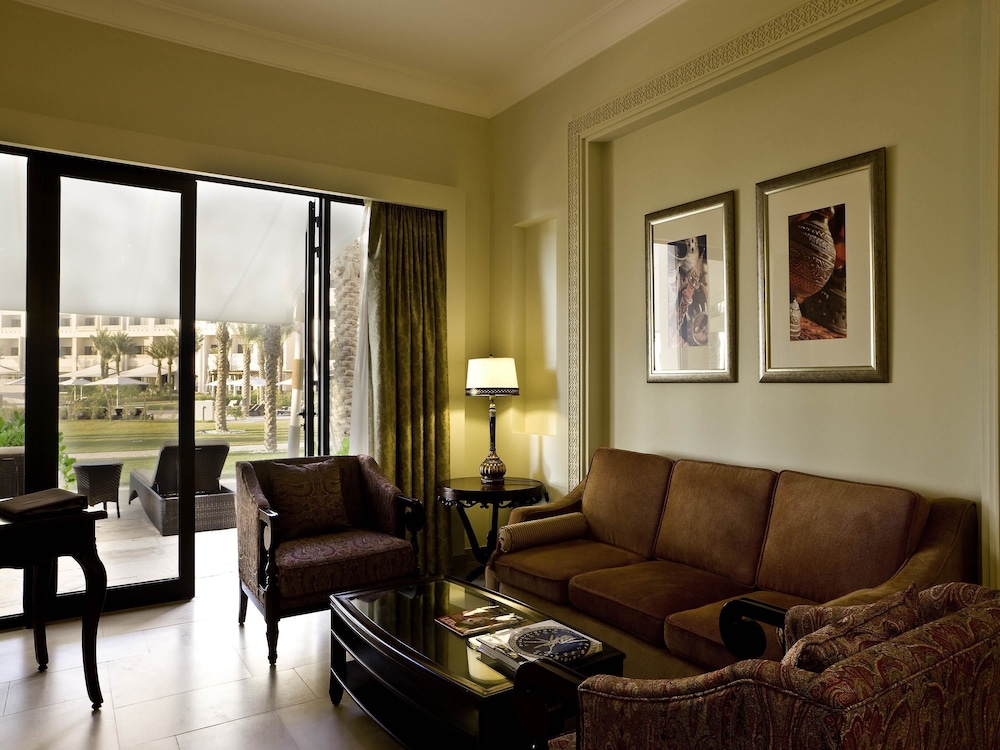 Sofitel Bahrain Zallaq Thalassa Sea and Spa 40/70