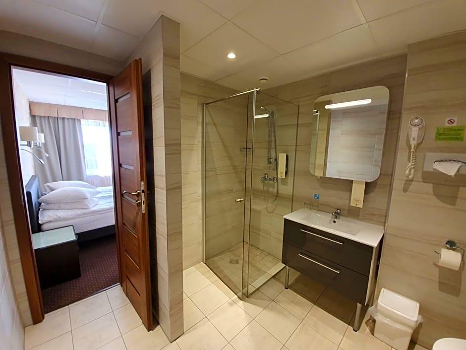 TOILA SPA HOTEL 58/58