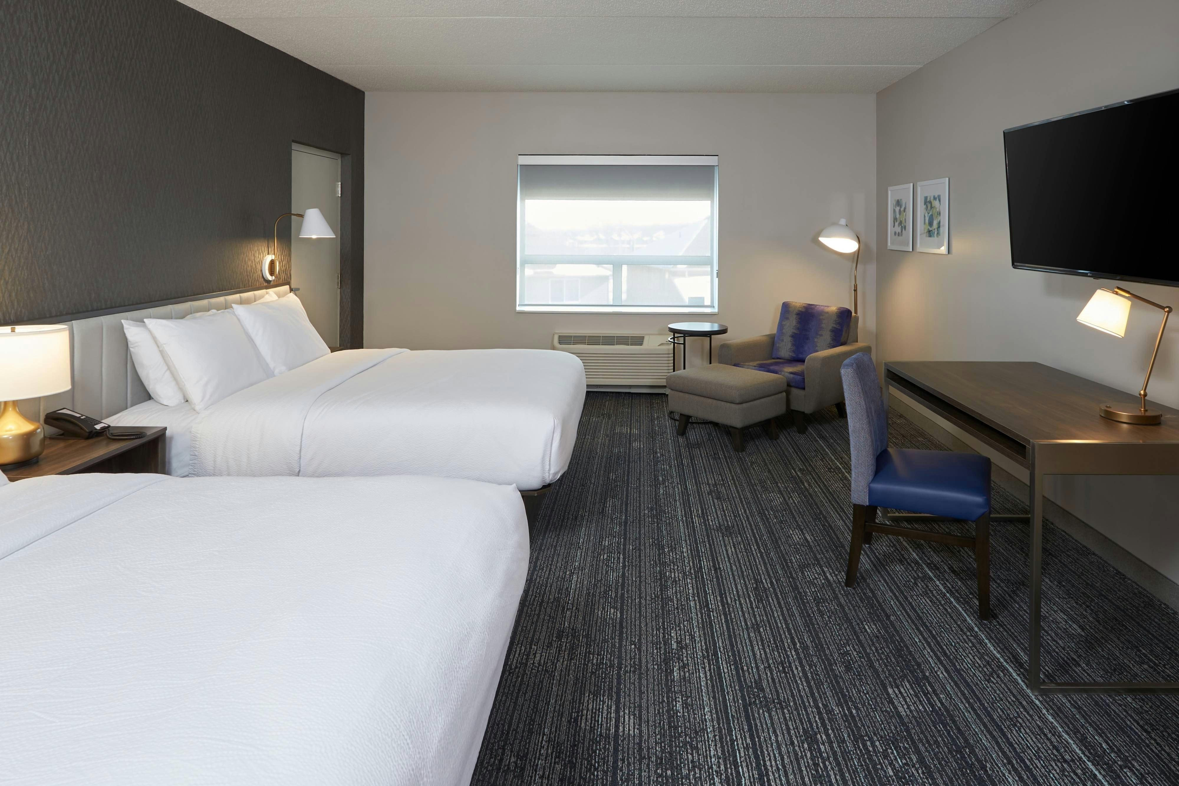 TownePlace Suites by Marriott Hamilton 8/25