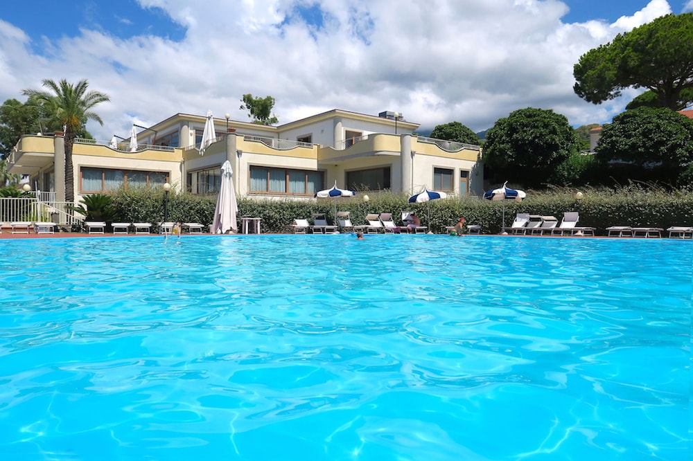 Club Residence la Castellana 3/50