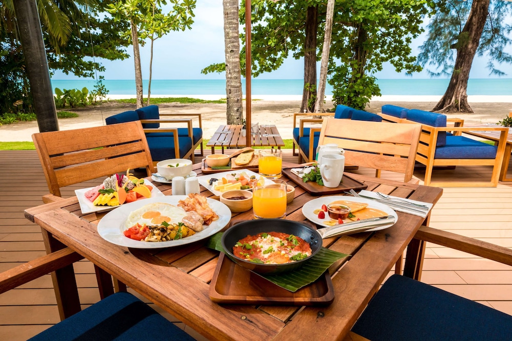 Outrigger Khao Lak Beach Resort 34/50