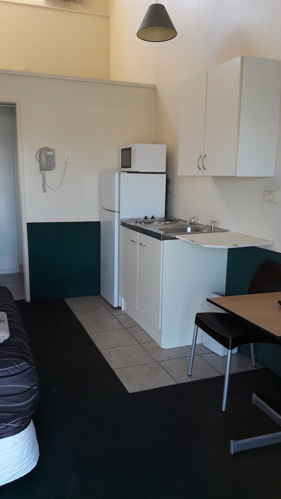 Auckland North Shore Motels & Holiday Park 47/56