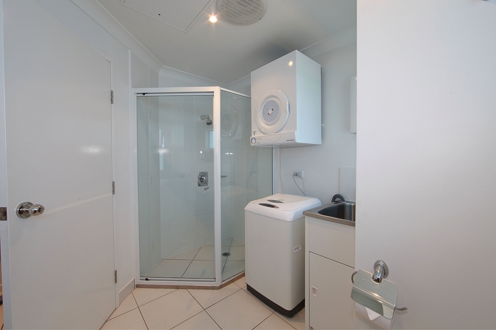Koola Beach Apartments 23/63