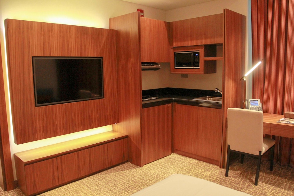 Century Hotel Doha 5/56