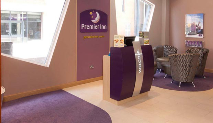 Premier Inn Manchester Bury 16/22