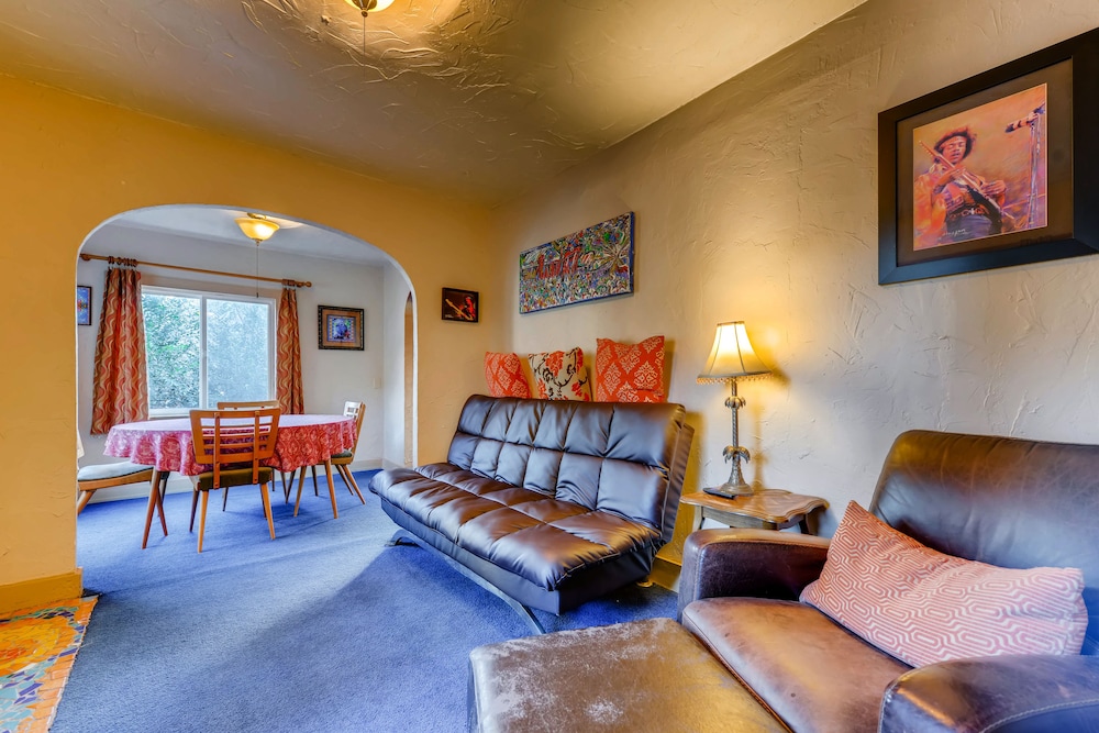 Cliff House Lodge Bed and Breakfast 42/72