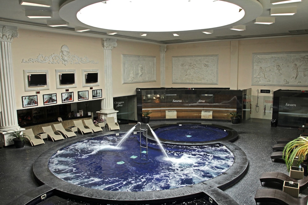Grand Elite Hotel Pekanbaru 14/32
