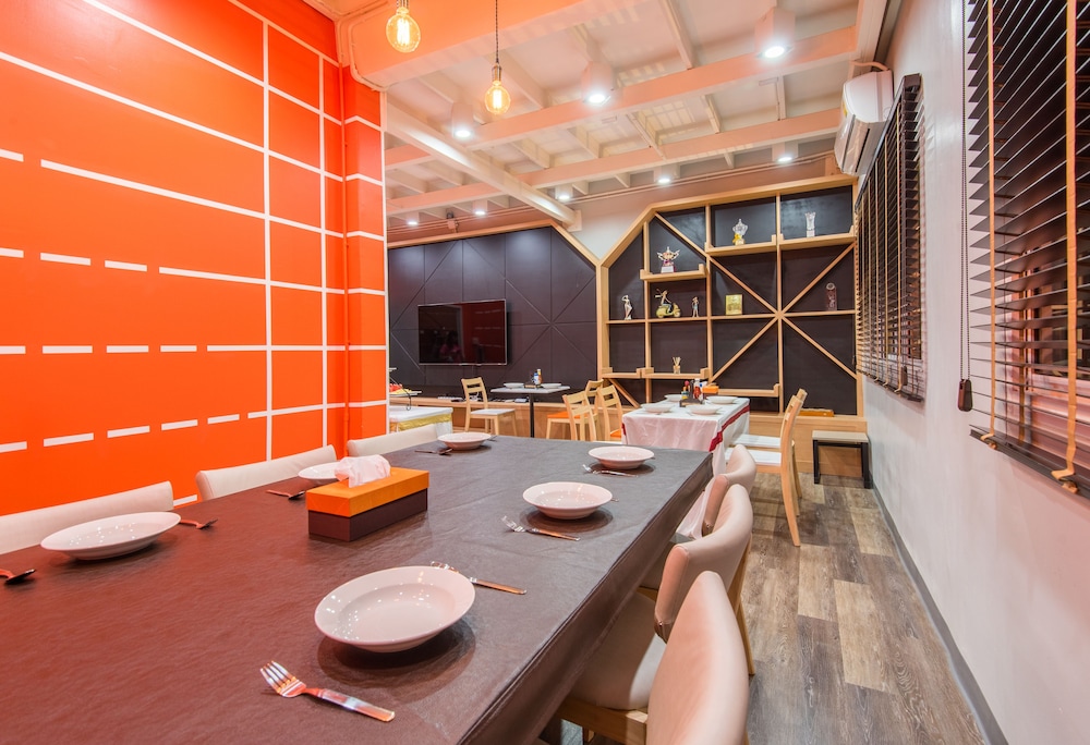 Siam Stadium Hostel 45/54