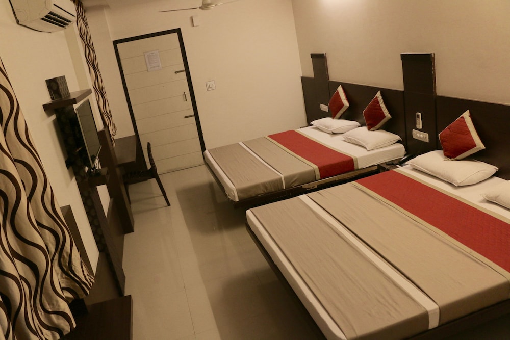 HOTEL RUBY 18/59