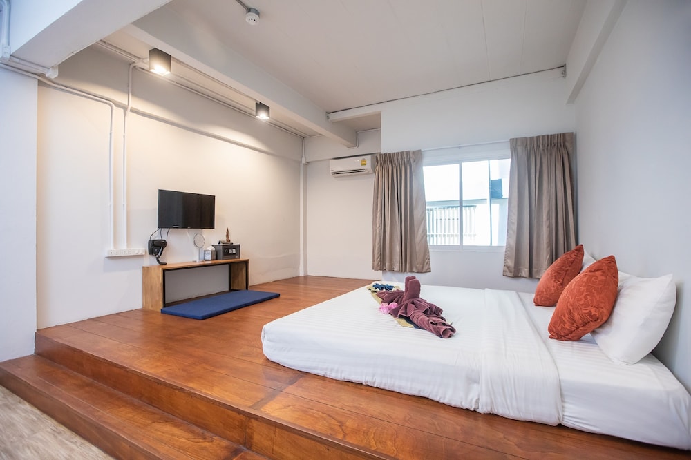 Sabaidee Chiangmai Hotel 20/65
