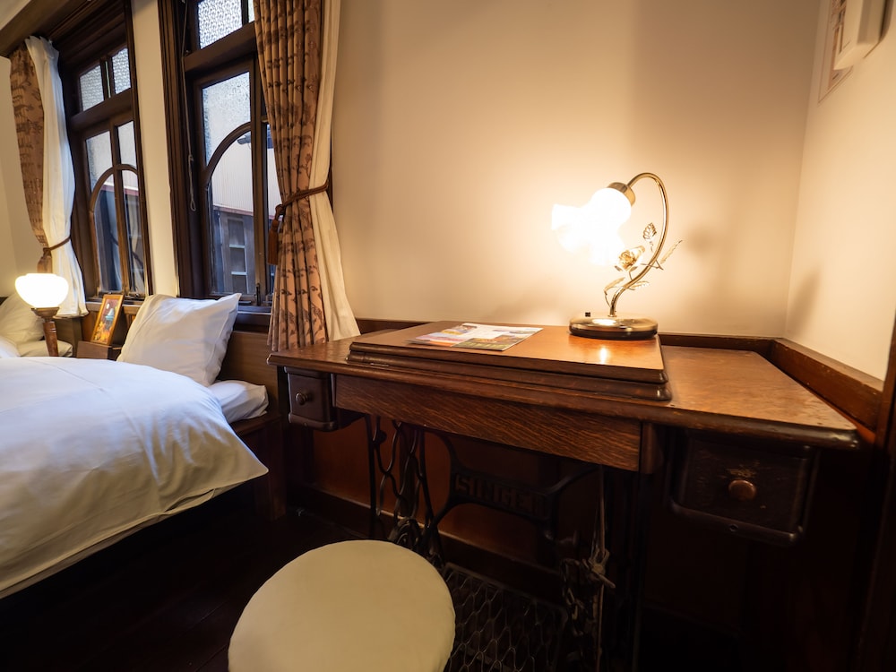 Inase Otsu Machiya Bed & Breakfast 67/68