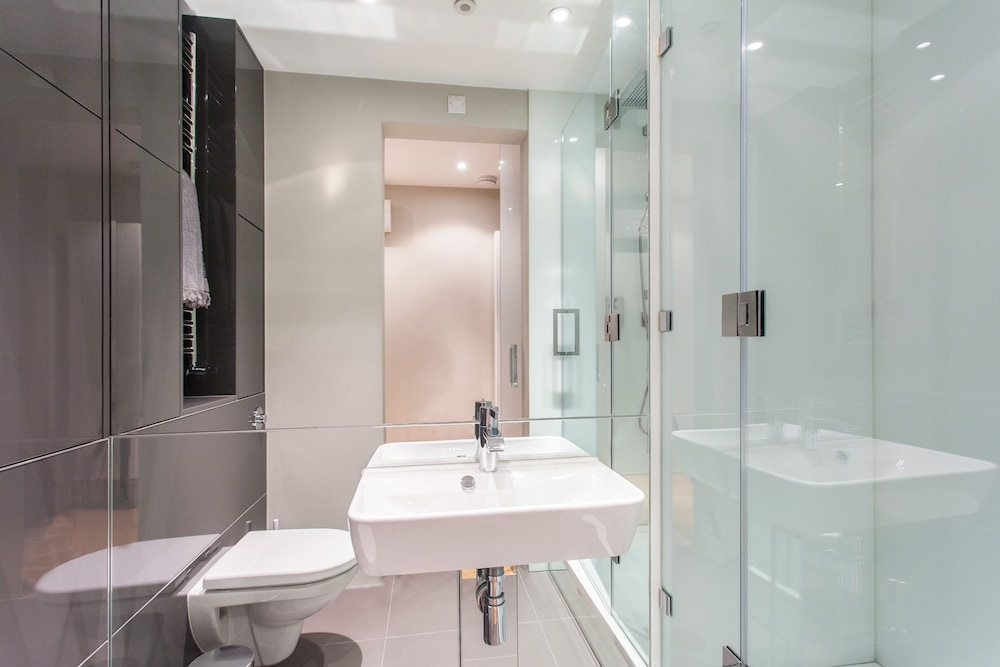 The Harrington Formerly Avni Serviced Apartments 68/71