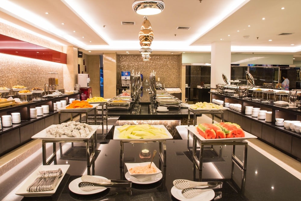 Sima Thani Hotel 46/50