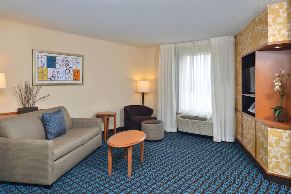 Fairfield Inn & Suites by Marriott Birmingham Bessemer 24/49