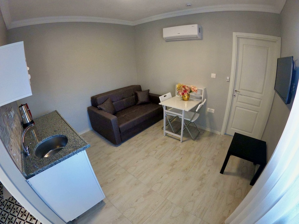 MirAlya Homes 15/24