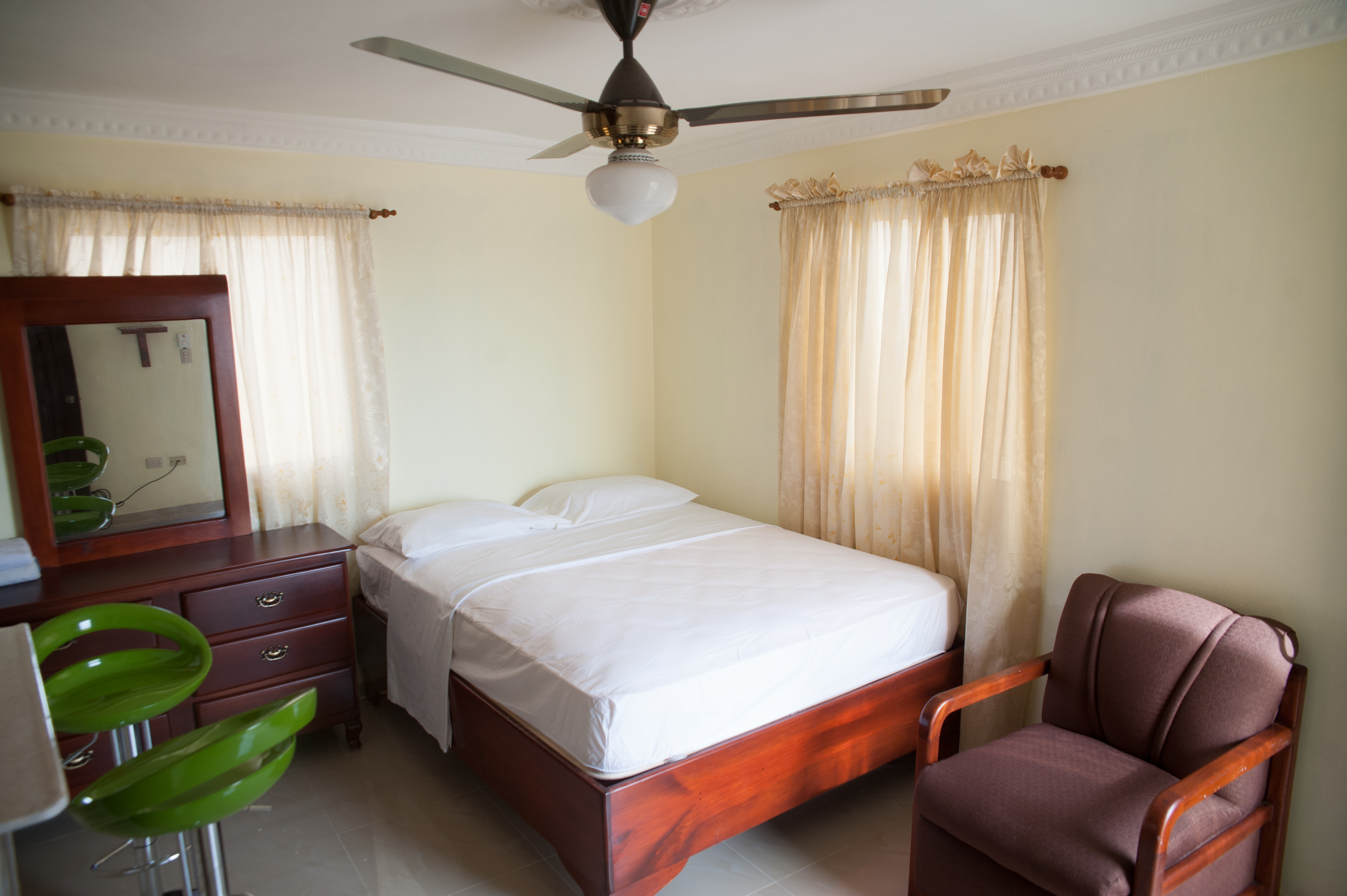 استوديو بإطلالة على البحر بشرفة بمطبخ صغير
