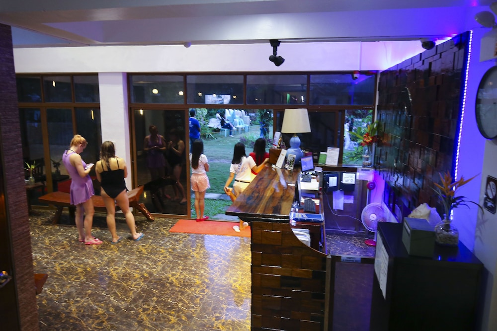 Doublegem Beach Resort 65/79