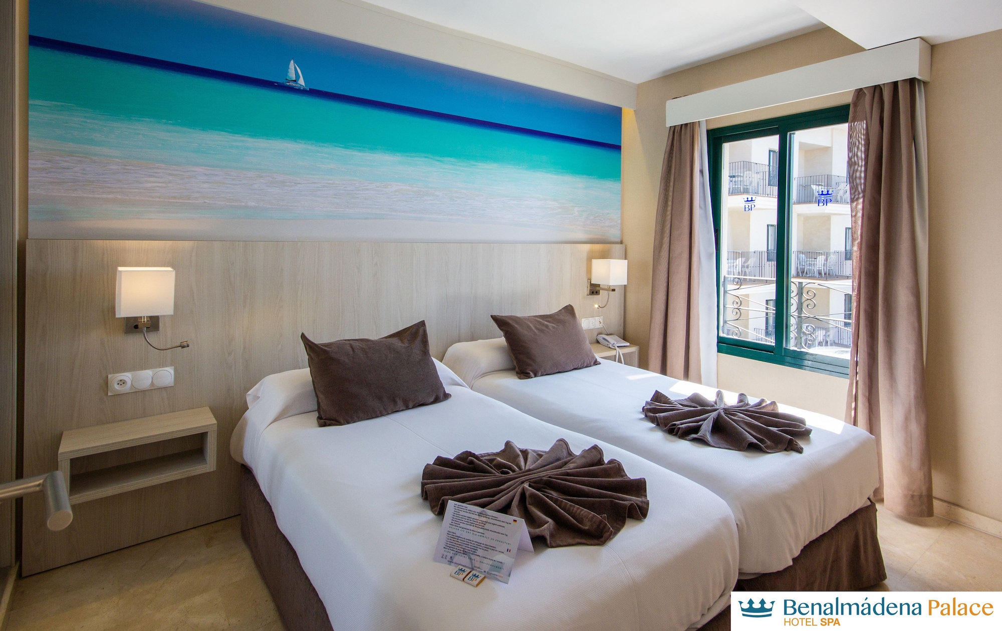 One Bedroom Apartment Lateral Sea View
