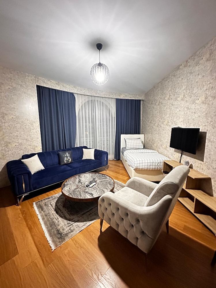 Sabiha Gokcen Hotel Istanbul Houses 37/50