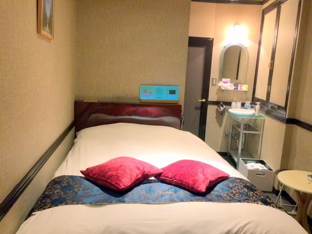 Hotel U Tokyo 17/45