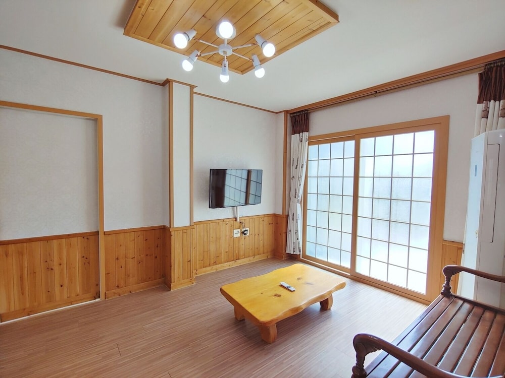 Gyul House 17/29