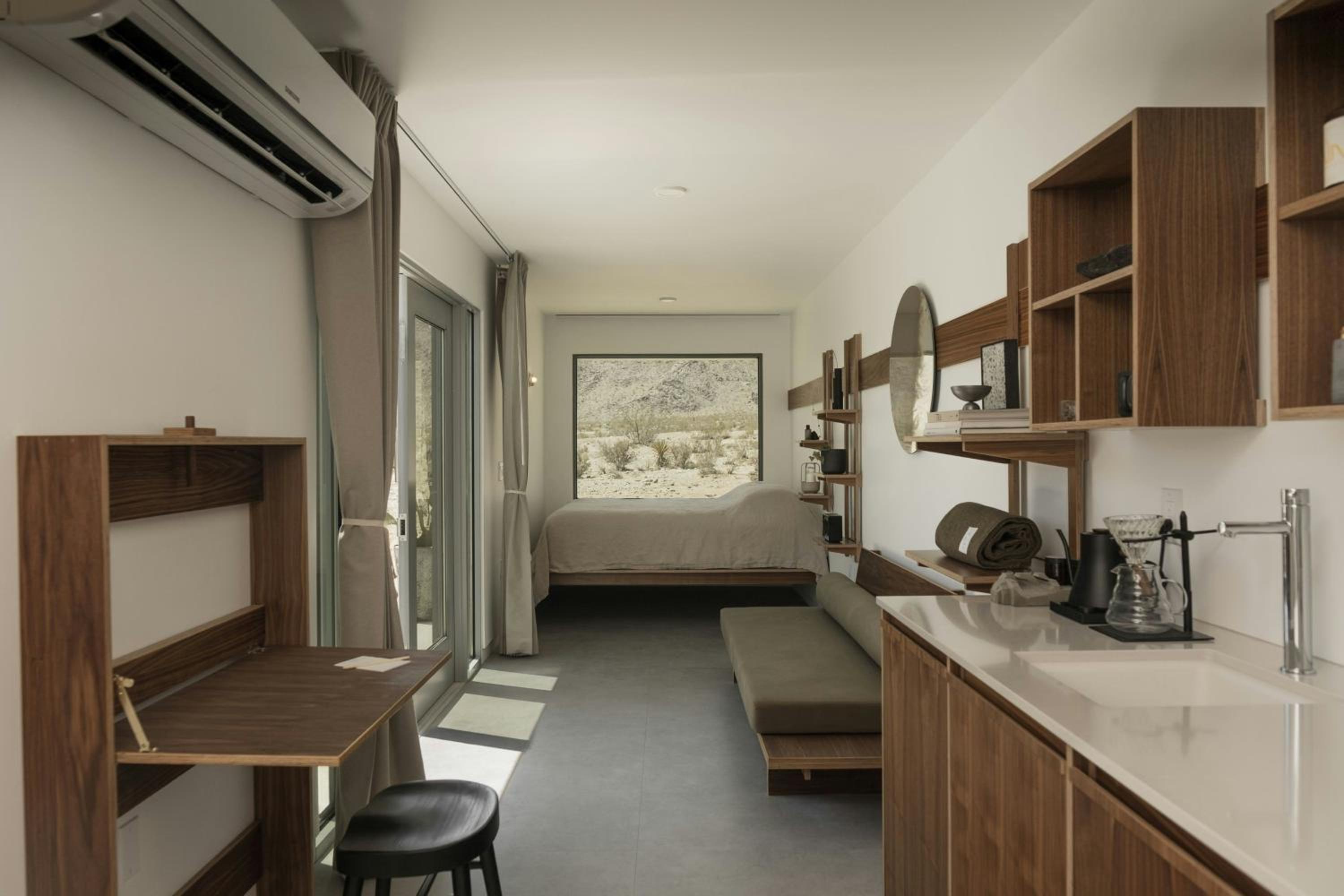 Mountain, Suite, King Bed, Mountain View