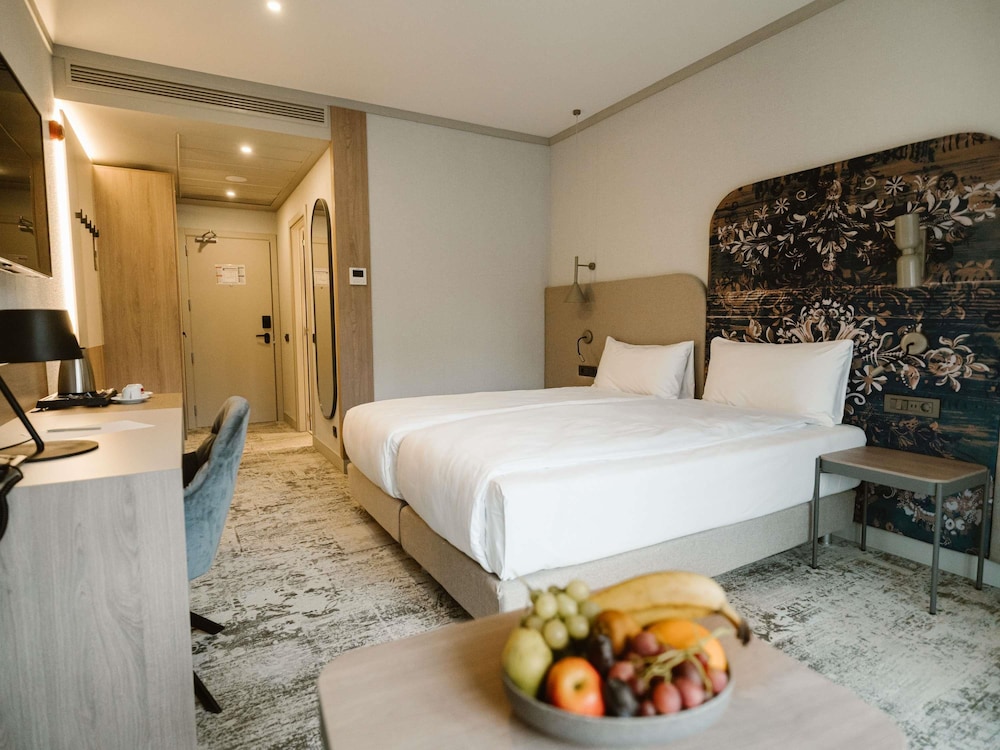Mercure Sibiu Arsenal 16/50