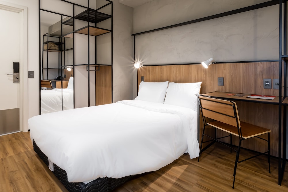 ibis Aruja 14/43