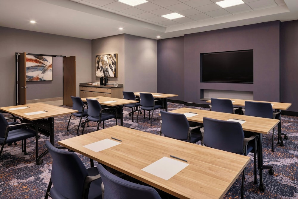 Fairfield Inn & Suites by Marriott Chilliwack 31/37