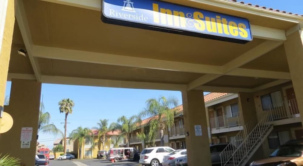 Riverside Inn & Suites 3/56