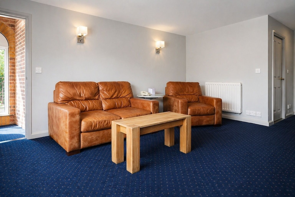 The Littleover Lodge Hotel 27/47