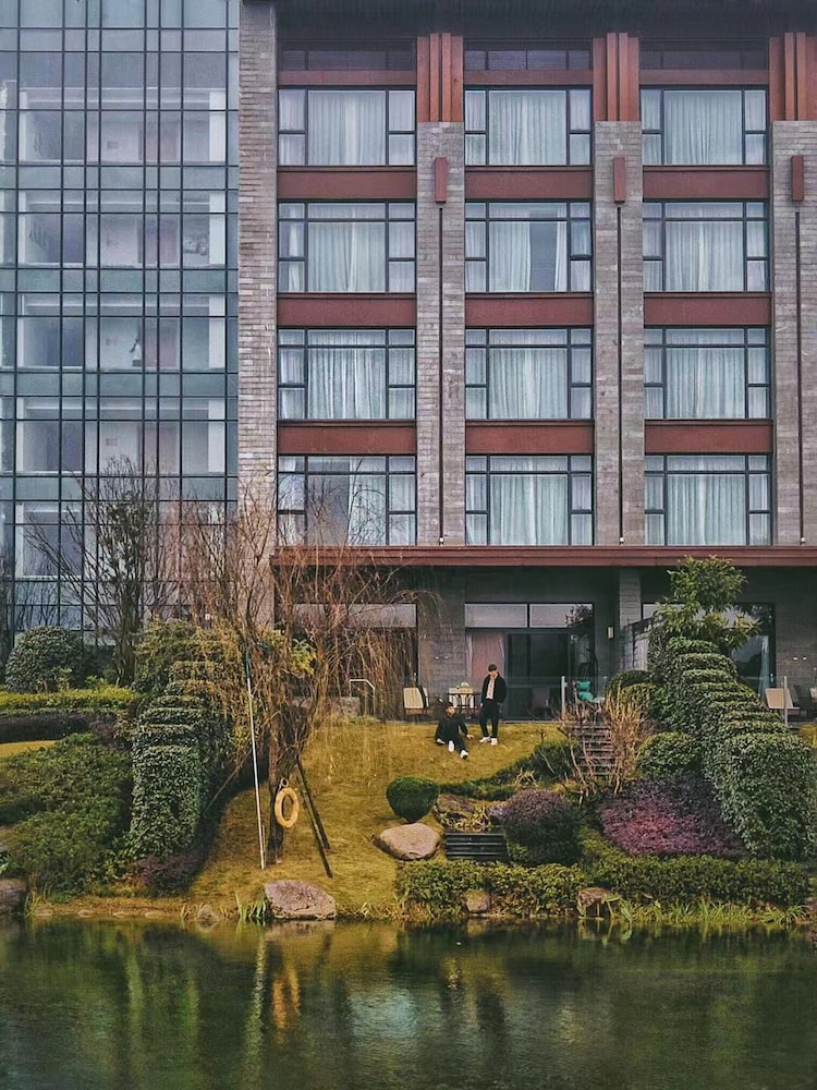Le Meridien Emei Mountain Resort 3/65