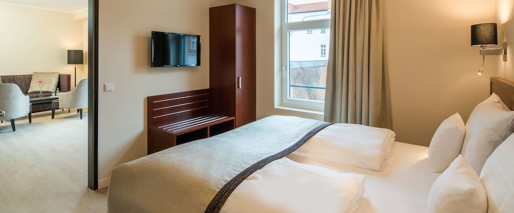 Best Western Plus Hotel Excelsior 24/57