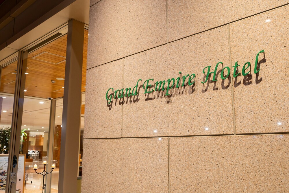 Grand Empire Hotel 3/49