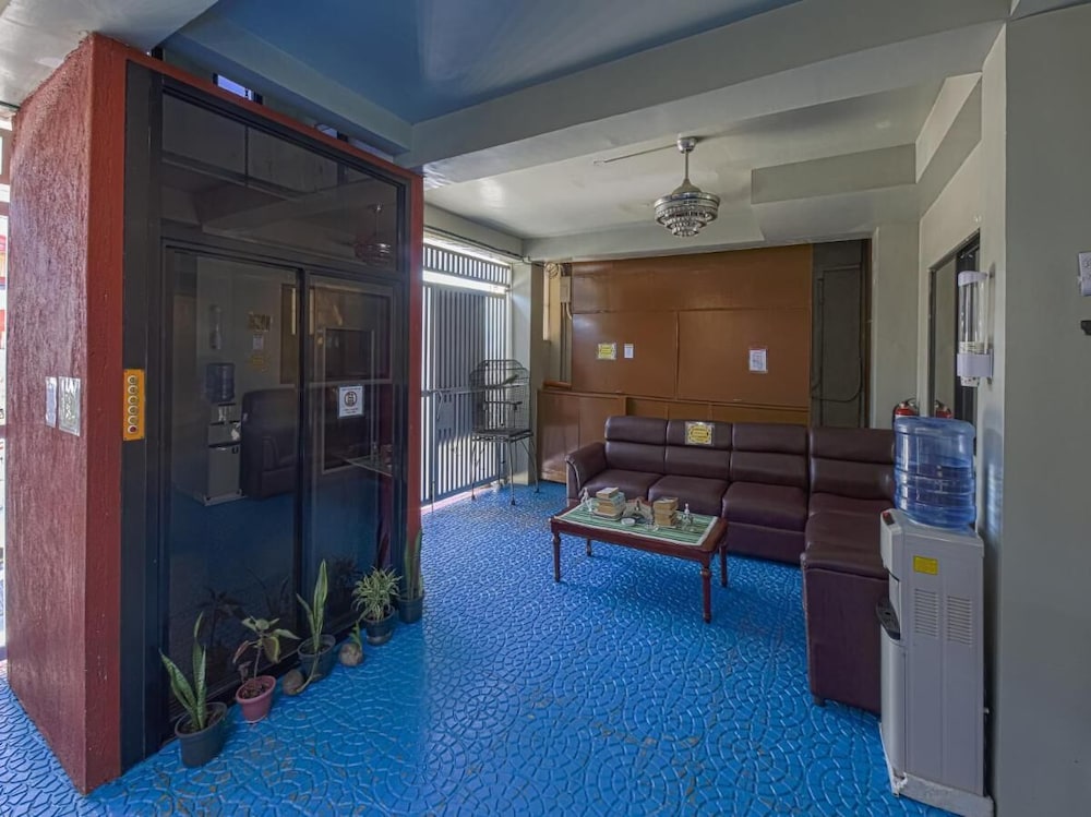 Alicia Apartment 13/23