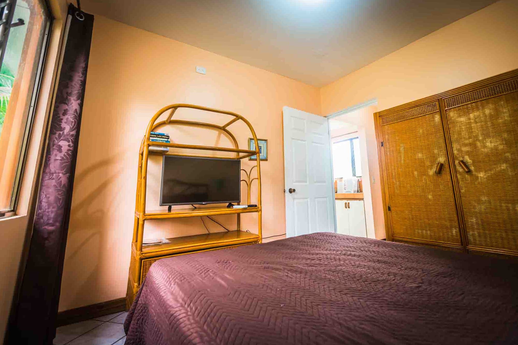 1 BEDROOM, PANORAMIC, APARTMENT, OCEAN VIEW